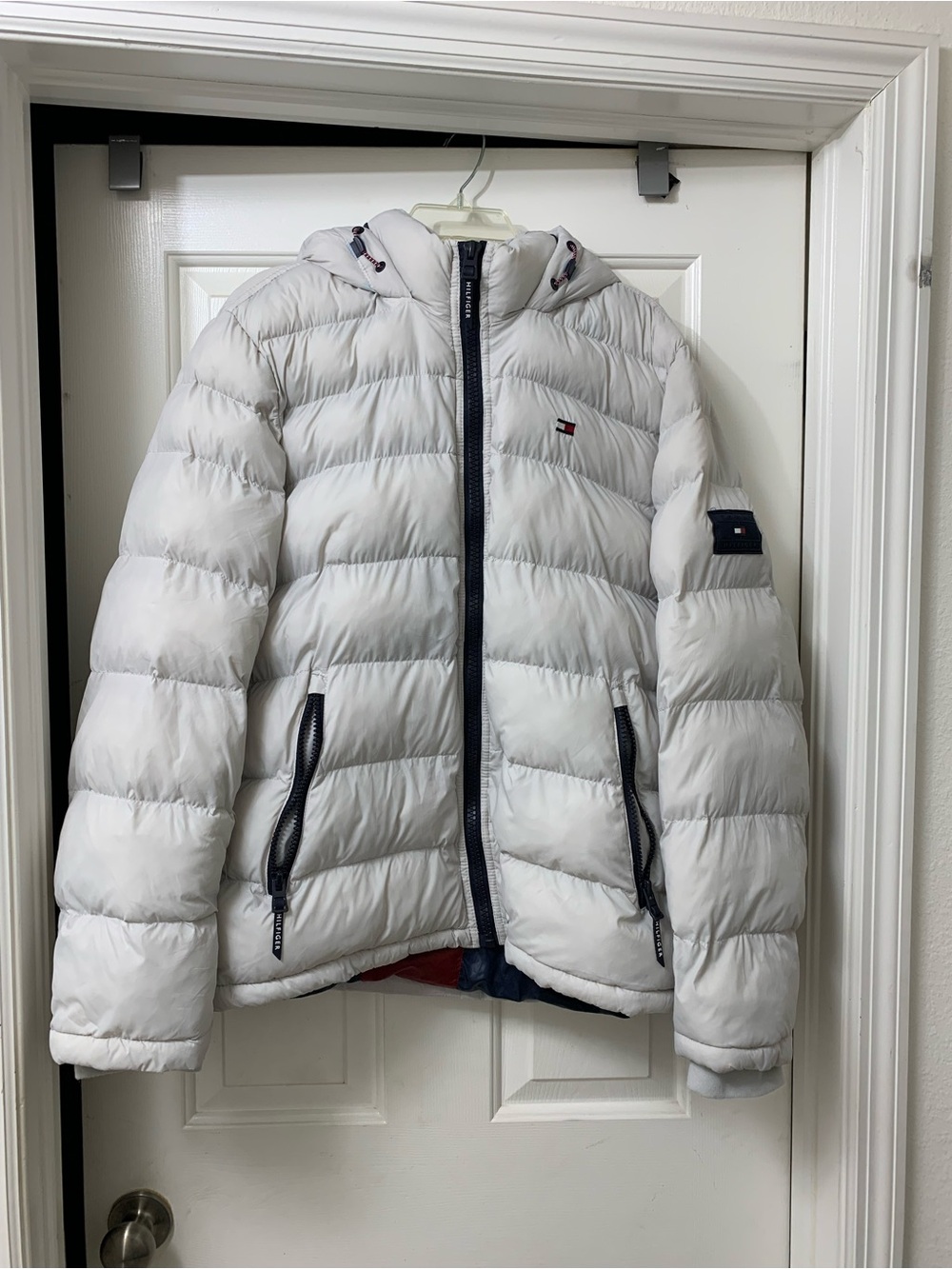 Tommy Hilfiger White Puffer Jacket with Hood